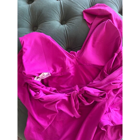 Monaco Solid Ruffle One Piece Trina Turk Swimsuit - Picture 5 of 8